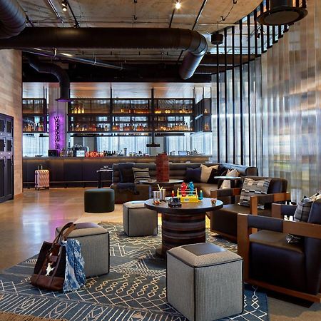Moxy Columbus Short North Hotel Bagian luar foto