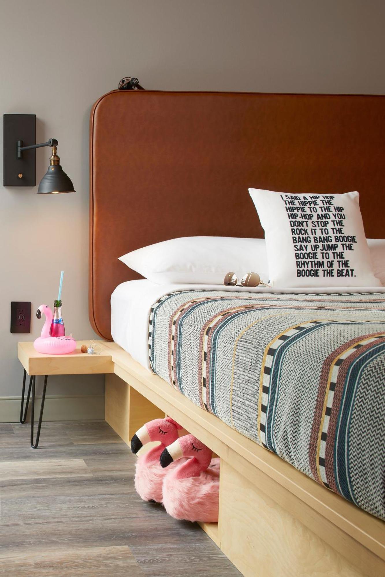 Moxy Columbus Short North Hotel Bagian luar foto