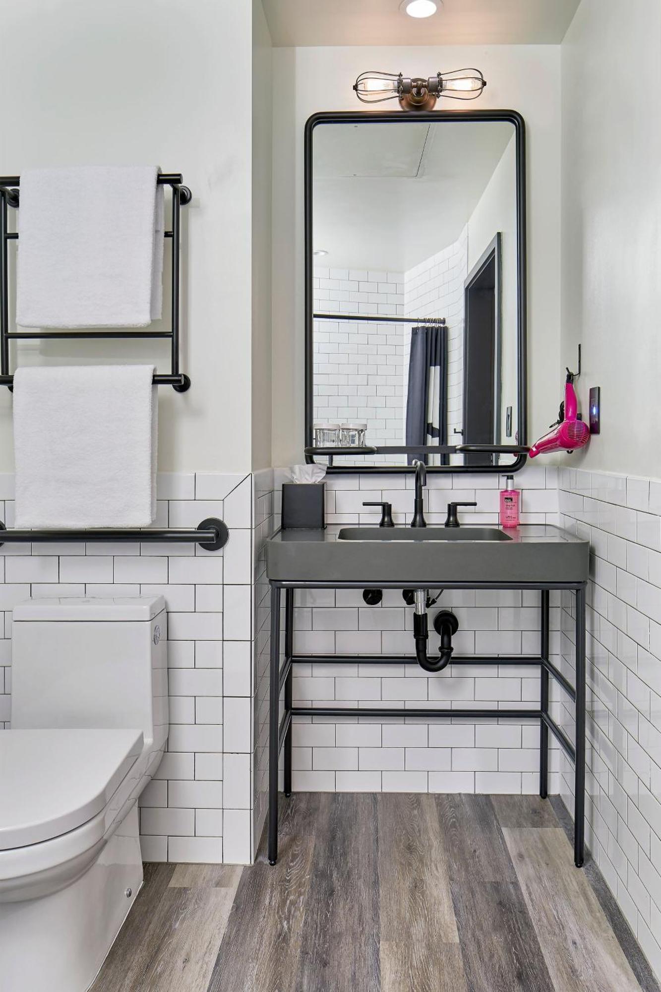 Moxy Columbus Short North Hotel Bagian luar foto